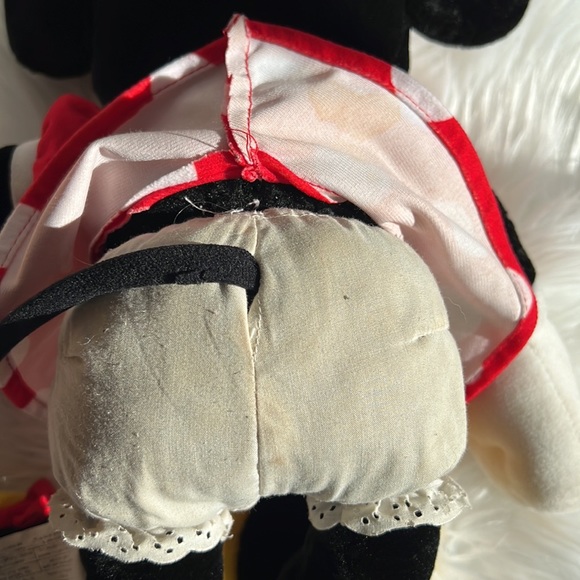 Disney’s Minnie Mouse plush 18” - Picture 8 of 8